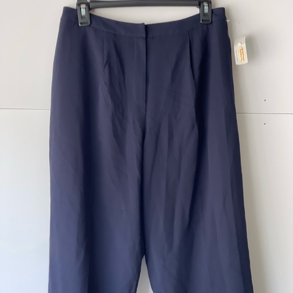NWT! ($108) Women's Petite Navy Pleated Pants Trouser Relaxed Fit 100% Wool, 10P - Picture 1 of 11